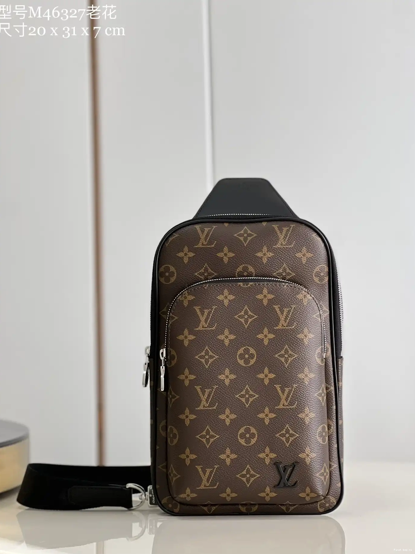 First bag ru NM Slingbag VUITTON LOUIS Avenue 0622